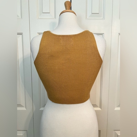 NWT LITA by Ciara Iced Coffee Ribbed Crop Top Size Medium - Picture 11 of 11